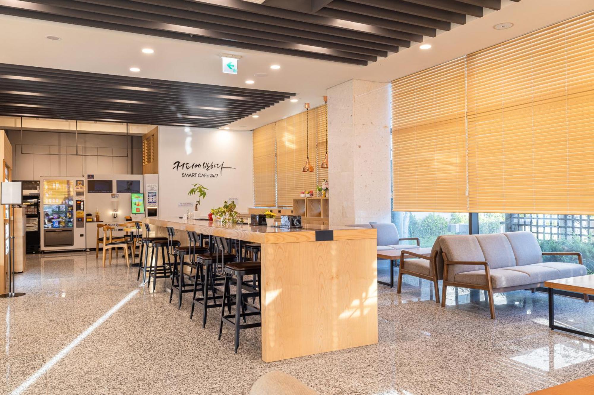 Ocean Soleview Hotel Инчон Экстерьер фото