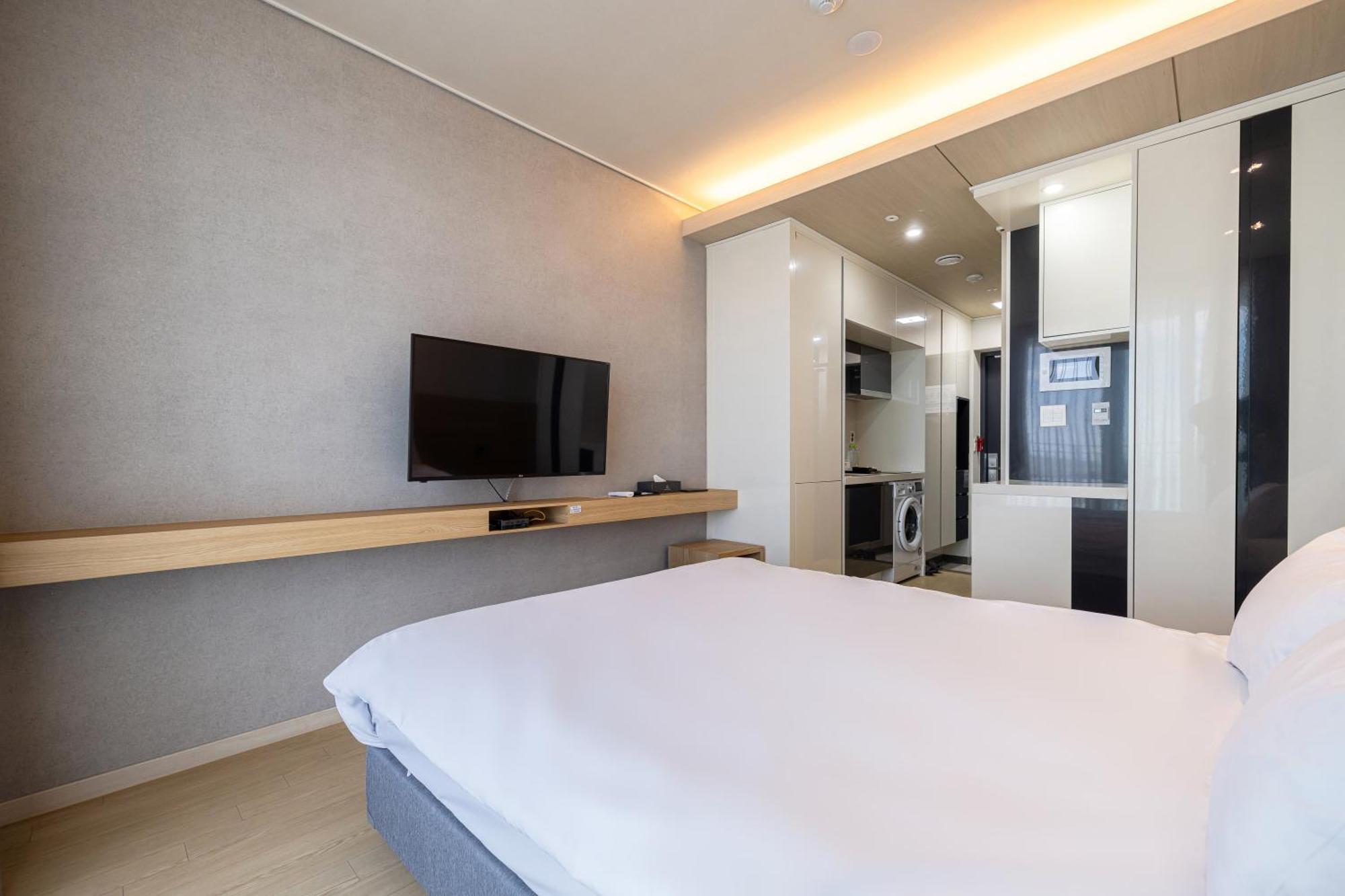 Ocean Soleview Hotel Инчон Экстерьер фото