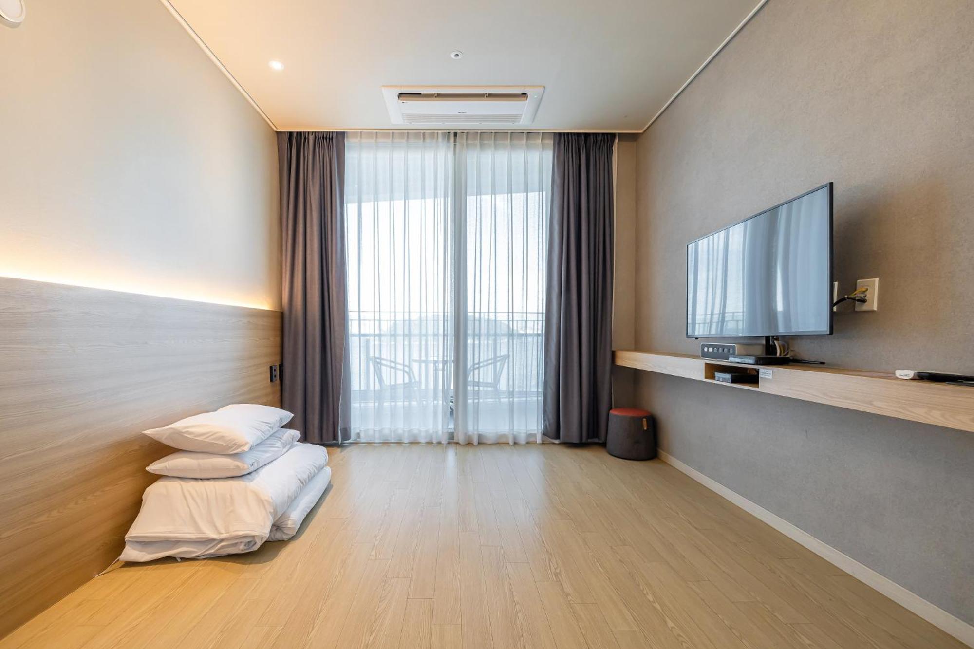 Ocean Soleview Hotel Инчон Экстерьер фото
